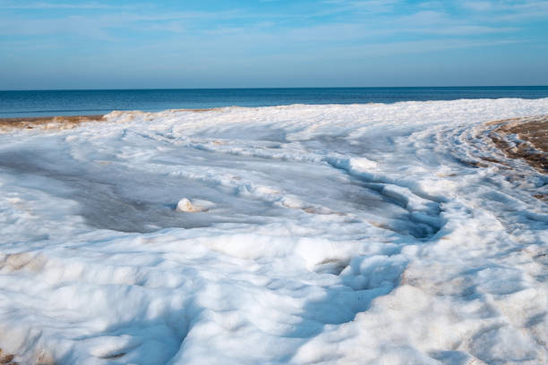 istock Ice on the beach of Trassenheide / Germany 1358752854