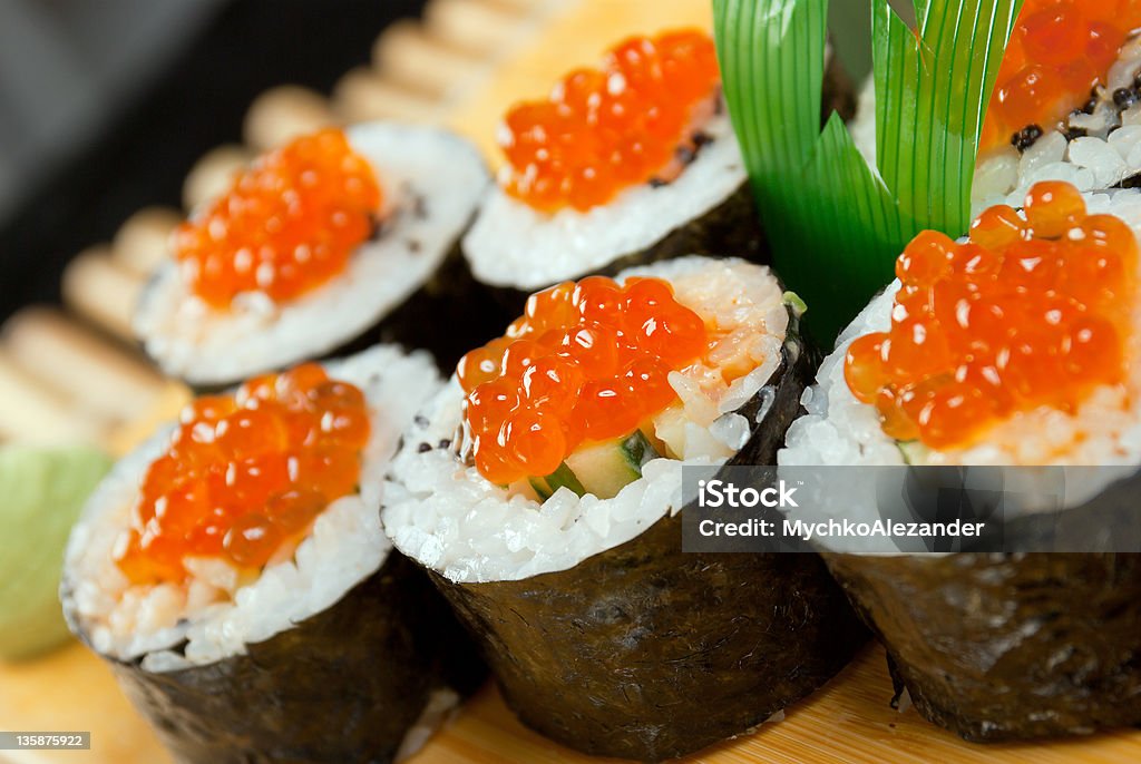 sushi japonés - Foto de stock de Alimento libre de derechos