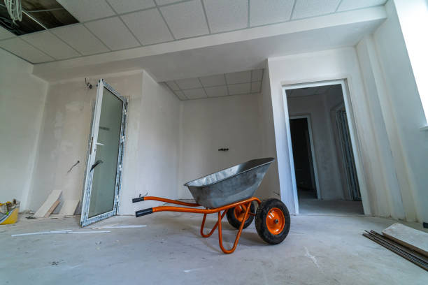 istock Empty corridor renovation with white walls. Modern appartment indoor construction. 1358910482
