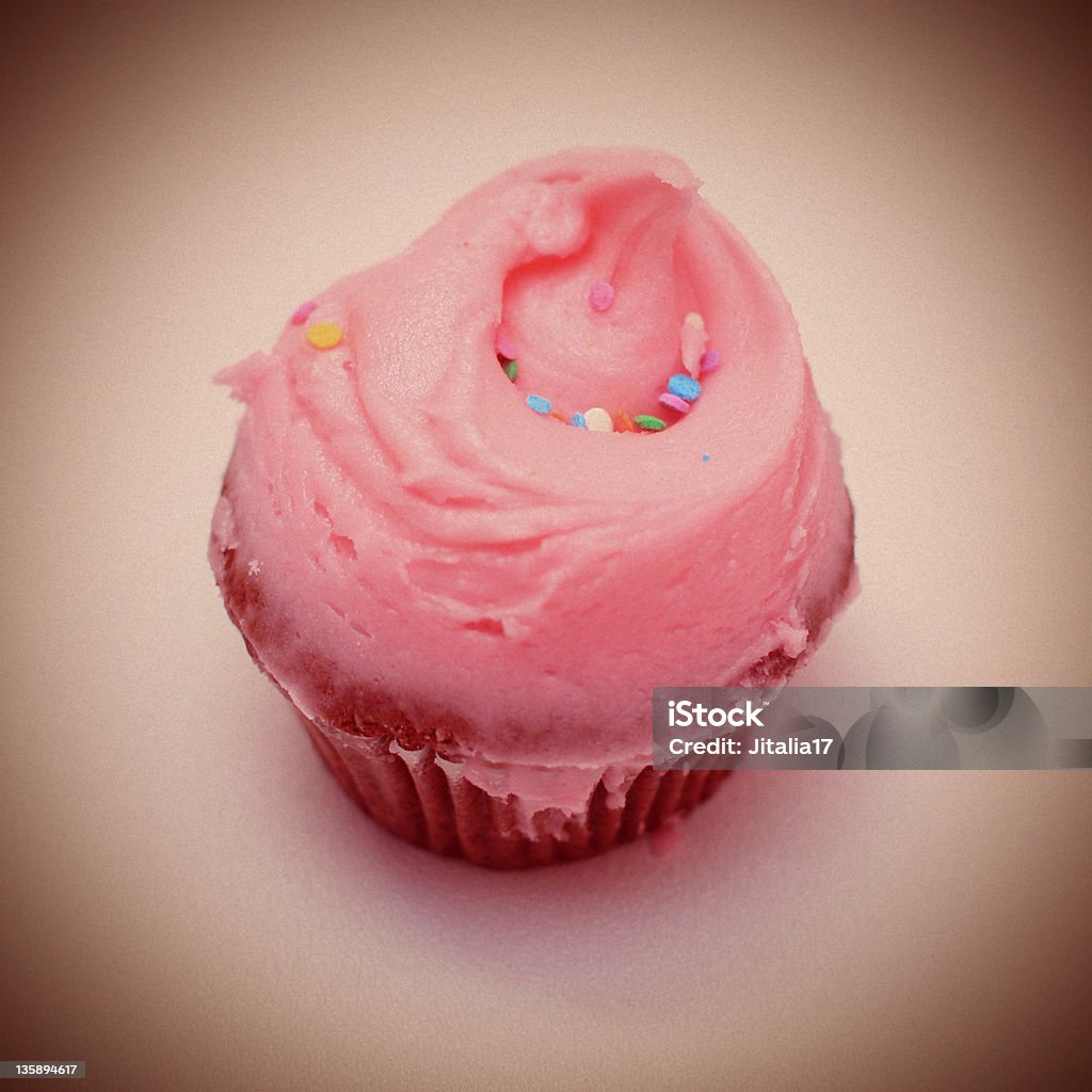 ピンクのカップケーキ Lomography - お祝いのロイヤリティフリーストックフォト