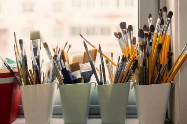 istock A pile of brushes 1358955027