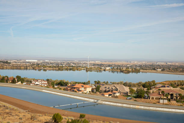 istock California aqueduct at Palmdale 1358992194