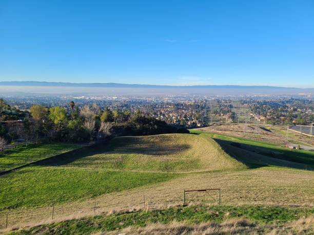 istock Silicon Valley view, Fremont, California 1359021520