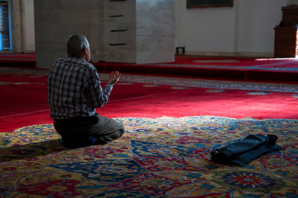 istock Muslim praying time to Ramadan 1359093667