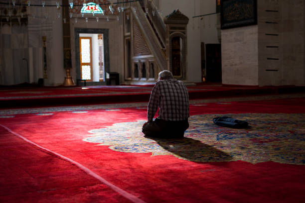 istock Muslim praying time to Ramadan 1359096586