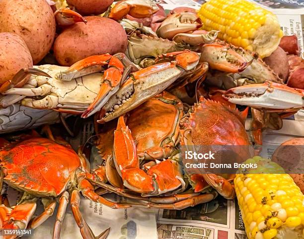 Crab Boil Stock Photo - Download Image Now - Boiling, Crab, Crab - Seafood