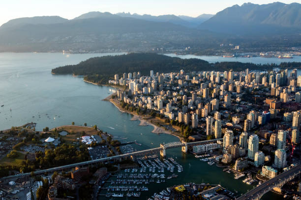 vancouver canada from the sky - vancouver harbor imagens e fotografias de stock