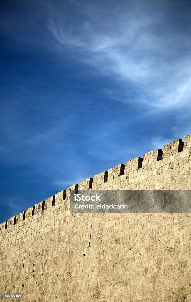 Mur de ville de la vieille ville de Jérusalem - Photo de Antique libre de droits