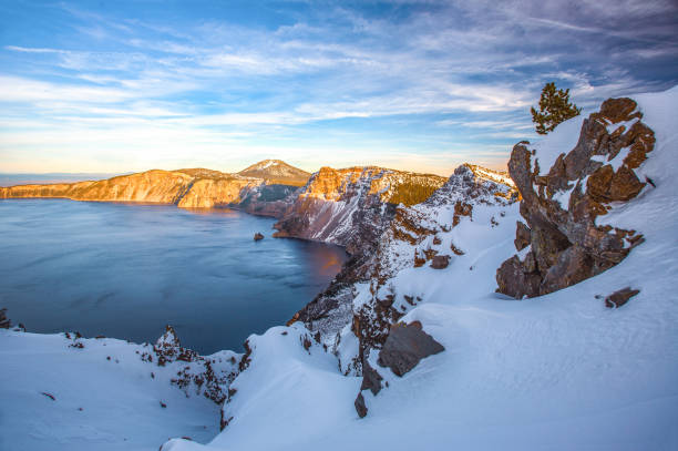 istock Crater Lake, Oregon 1359285277