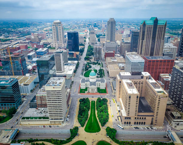 istock Top of the Arch 1359352045