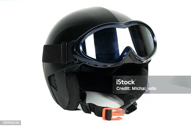 Casco De Deportes Foto de stock y más banco de imágenes de Casco de esquí - Casco de esquí, Recortable, Gafas de esquí