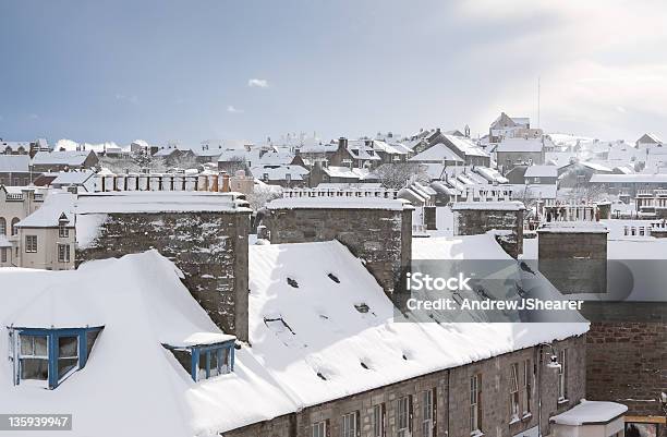 Photo libre de droit de Lerwick Neige Recouvert De Toits banque d'images et plus d'images libres de droit de Neige - Neige, Royaume-Uni, Neiger