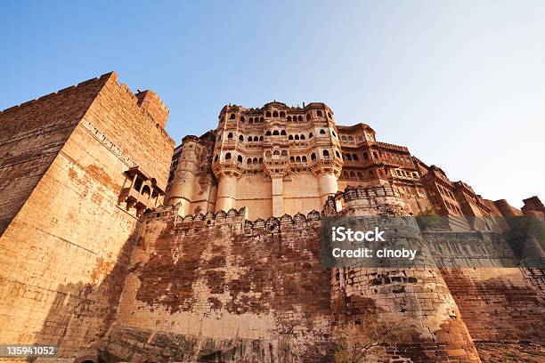 Photo libre de droit de Fort De Meherangarh banque d'images et plus d'images libres de droit de Forteresse - Forteresse, Abrupt, Antique