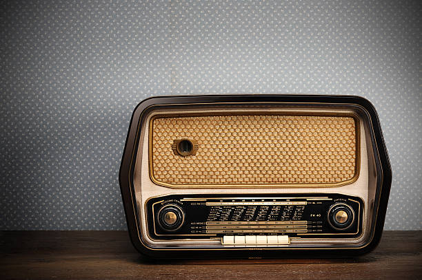 antique radio - foton med speaker bildbanksfoton och bilder