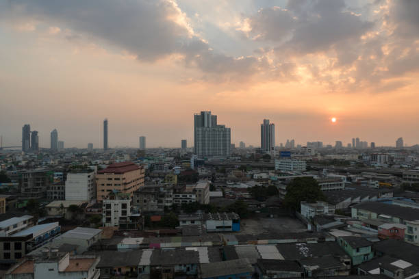 istock Sunset in the city 1359518344