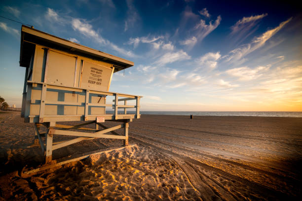 istock Lifeguard tower in world famous Malibu shore 1359575954