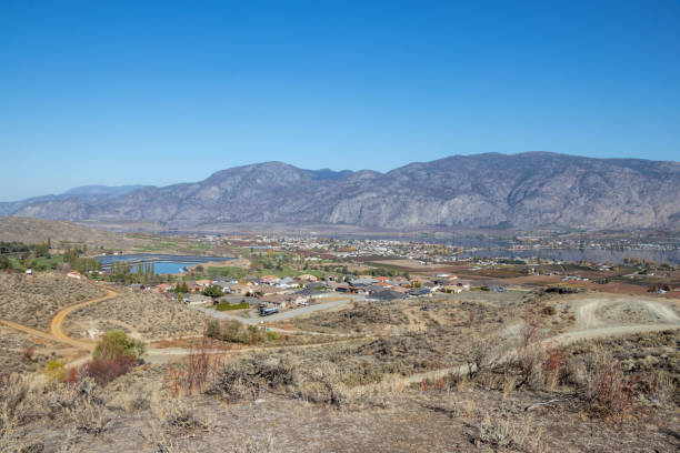 istock View of Osoyoos and mountains from Osoyoos West Bench protected area 1359598664