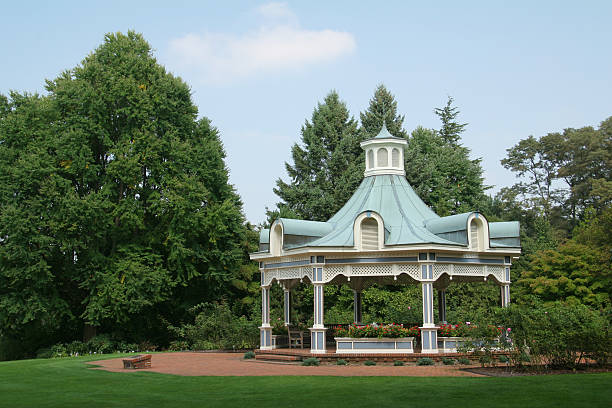 istock Gazebo at Metropark - Youngstown, Ohio 135961418