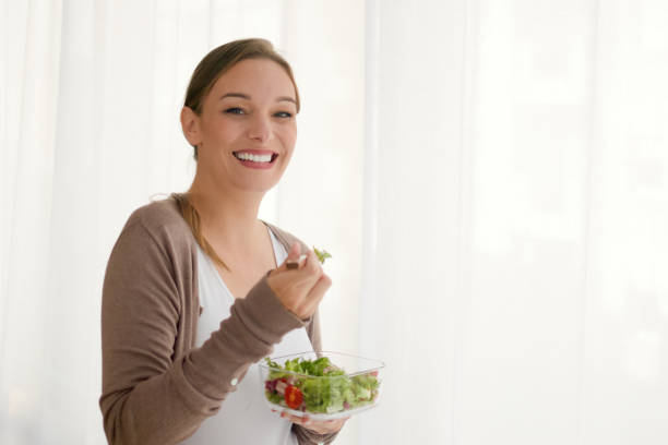 istock Healthy eating for a healthy baby 1359626718