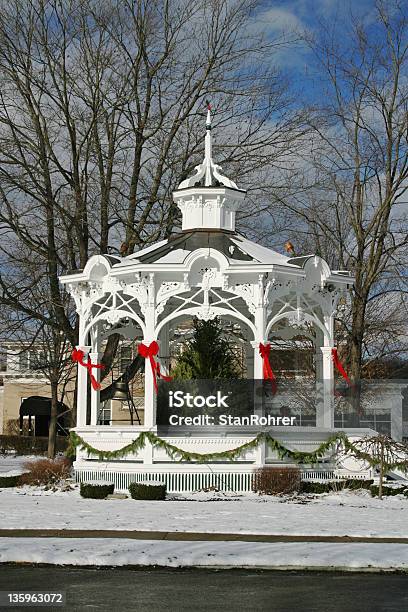 Urlaub Im Pavillon Stockfoto und mehr Bilder von Gartenlaube - Gartenlaube, Ohio, Winter