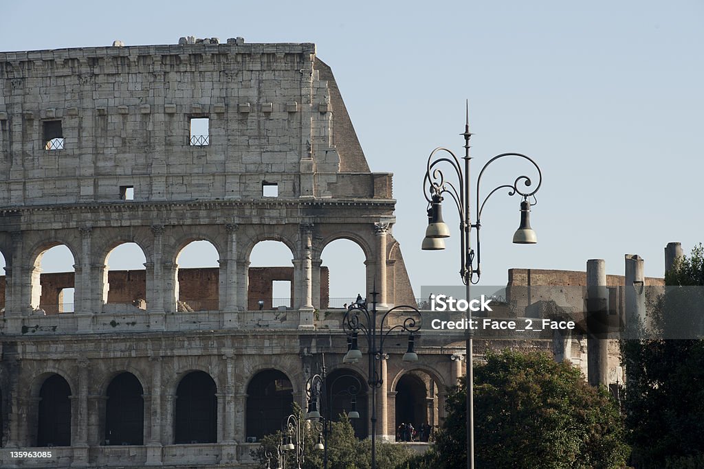 Il Colosseo - Foto stock royalty-free di Anfiteatro