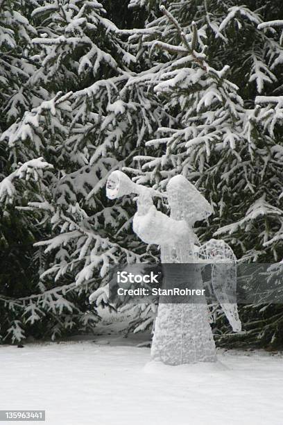 エンジェルのクリアリング冬の雪 - アイデアのストックフォトや画像を多数ご用意 - アイデア, トランペット, ハイコントラスト