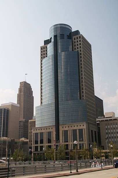 istock Cincinnati Business Building - Cincinnati, Ohio 135964039