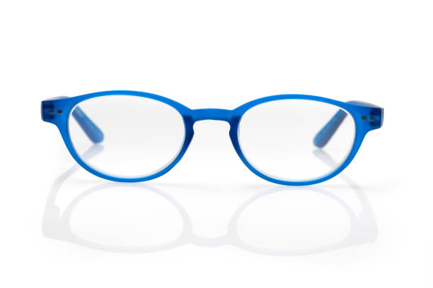 白の上に小さな青い眼鏡