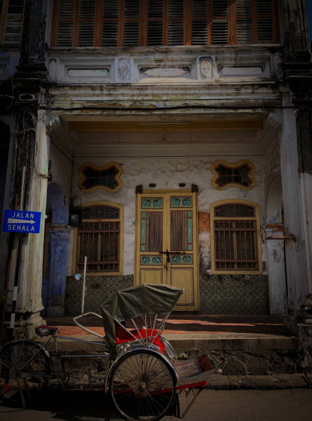 istock Dilapidated Pre-War Shoplot with beautiful Peranakan heritage 1359664919