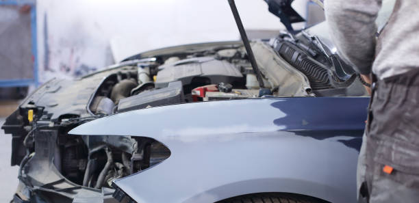 istock Cars at service 1359721638