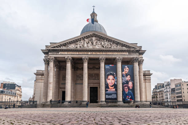 Poster on Panthéon in Paris, Joséphine Baker entrance Paris, Panthéon, December 6, 2021. Joséphine Baker enthronement in Panthéon, with large poster on the facade. On November 30, 2021, she entered the Panthéon in Paris, the first black woman to receive one of the highest honors in France. coronation photos stock pictures, royalty-free photos & images