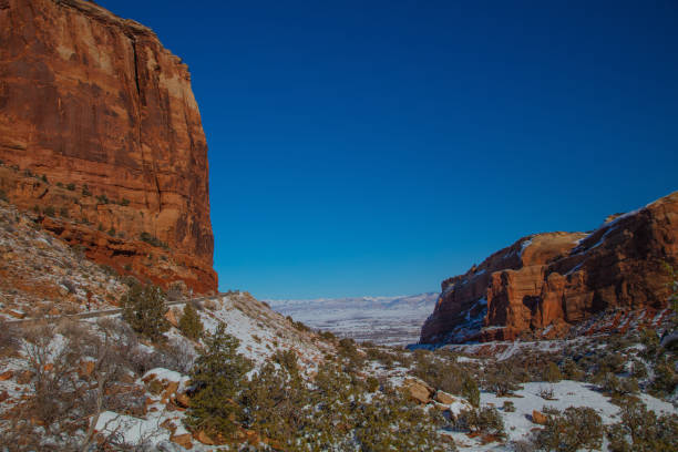 istock Crawl up the Colorado National Monument 1359752031