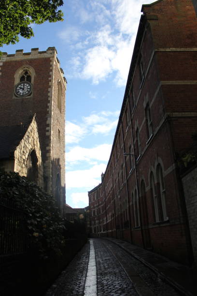 istock Narrow old street 1359771272