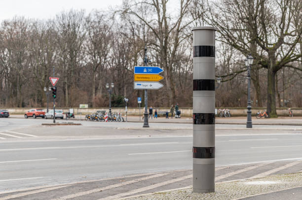 Speed enforcement at the Großer Stern in Berlin