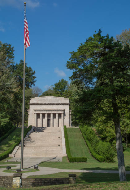 istock Abraham Lincoln Birthplace National Historical Park 1359855903