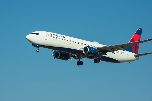 Los Angeles, California, USA - December 19, 2021: this image shows a Delta Air Lines Boeing 737 NG Max with registration N854DN arriving at LAX, Los Angeles International Airport.