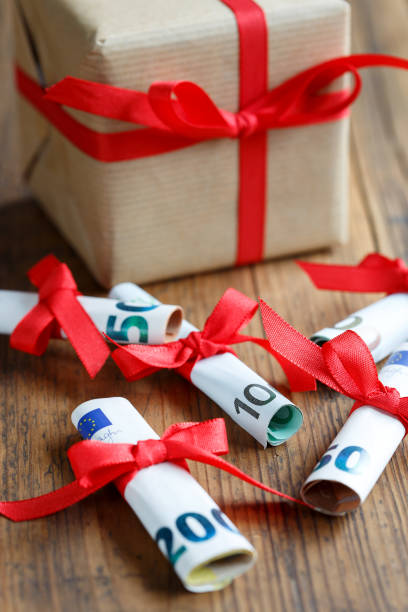 istock a money gift for Christmas 1359971572