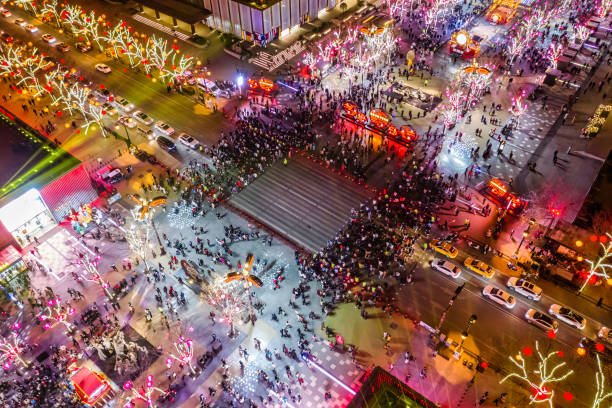 vista aérea da cidade de datang everbright à noite, xi'an, china. - chinese spring festival - fotografias e filmes do acervo