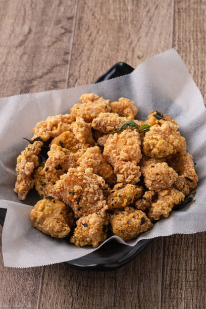 istock Delicious fried popcorn chicken in Taiwan. 1360143853