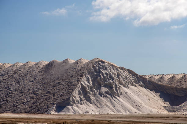 istock Mountains of salt 1360165180