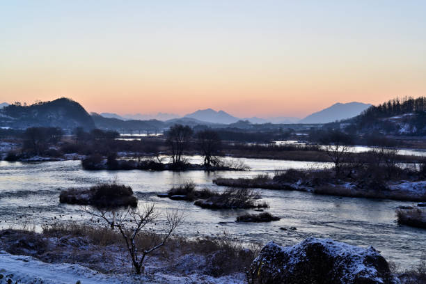 Riverside Dawn VD702