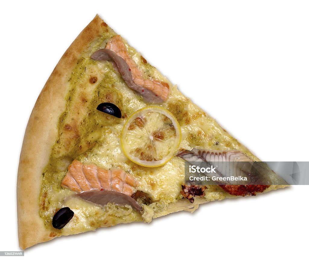 Rebanada de pizza de pescados y mariscos - Foto de stock de Al horno libre de derechos
