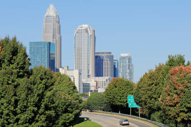 istock Charlotte Skyline - North Carolina 1360244159