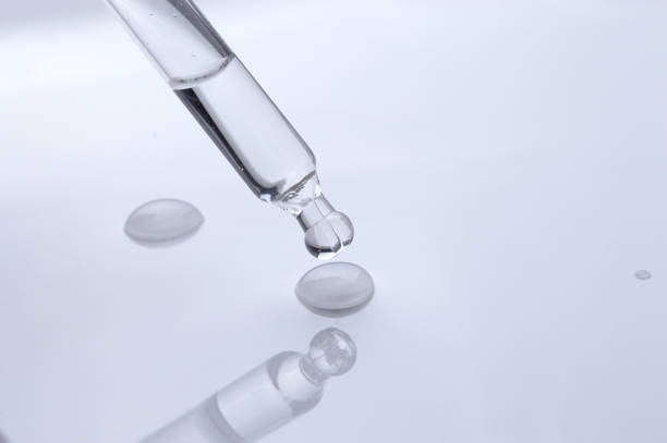 istock A drop of cosmetic oil and a dropper 1360509089