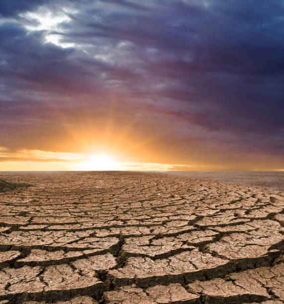 istock clay desert at the sunset 1360513415