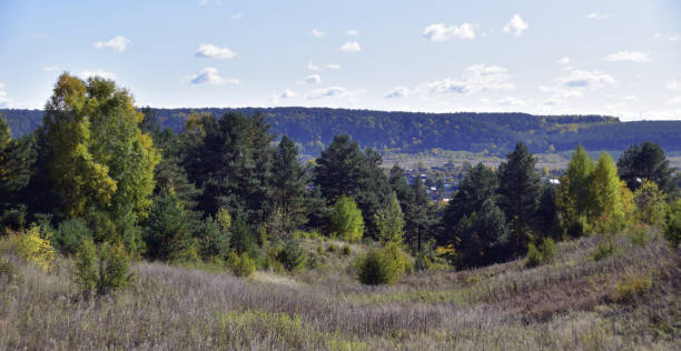 Autumn valley of the Iren river