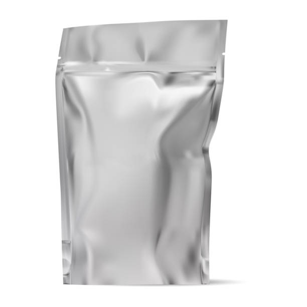 фольгированный мешок пустой. серебряный пластиковый дизайн пищевого пакета - pouch stock illustrations