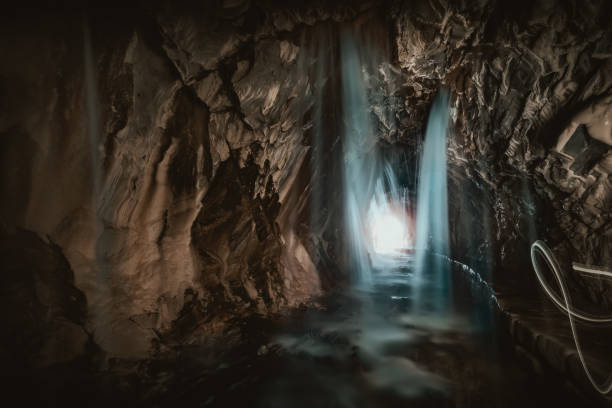 hermosa e increíble cascada de agua curtain_shui lian dong - parque nacional de gorge taroko fotografías e imágenes de stock