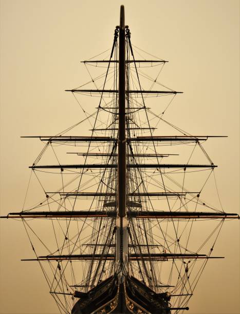 cutty sark at greewich in london - sailing ship nautical vessel rigging industrial ship imagens e fotografias de stock