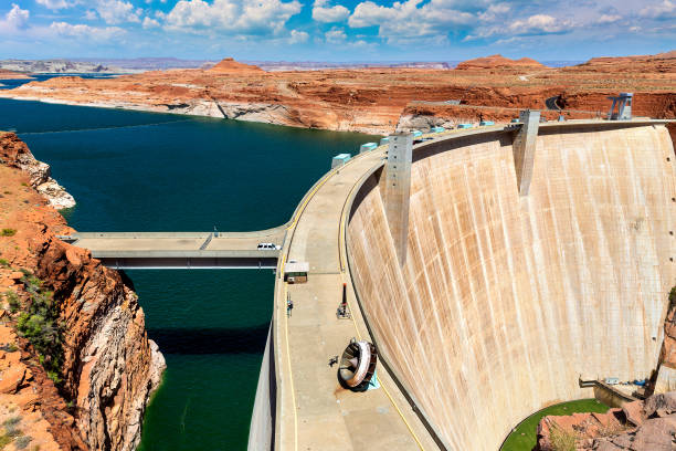 istock Glen Canyon Dam at Colorado river 1361125004